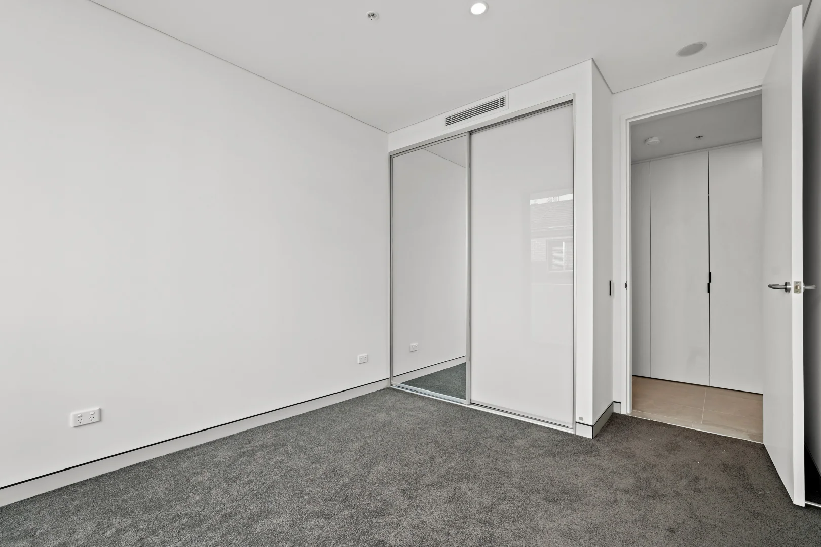 Additional image 10 of 106/4 Auburn Street, Point Frederick NSW 2250