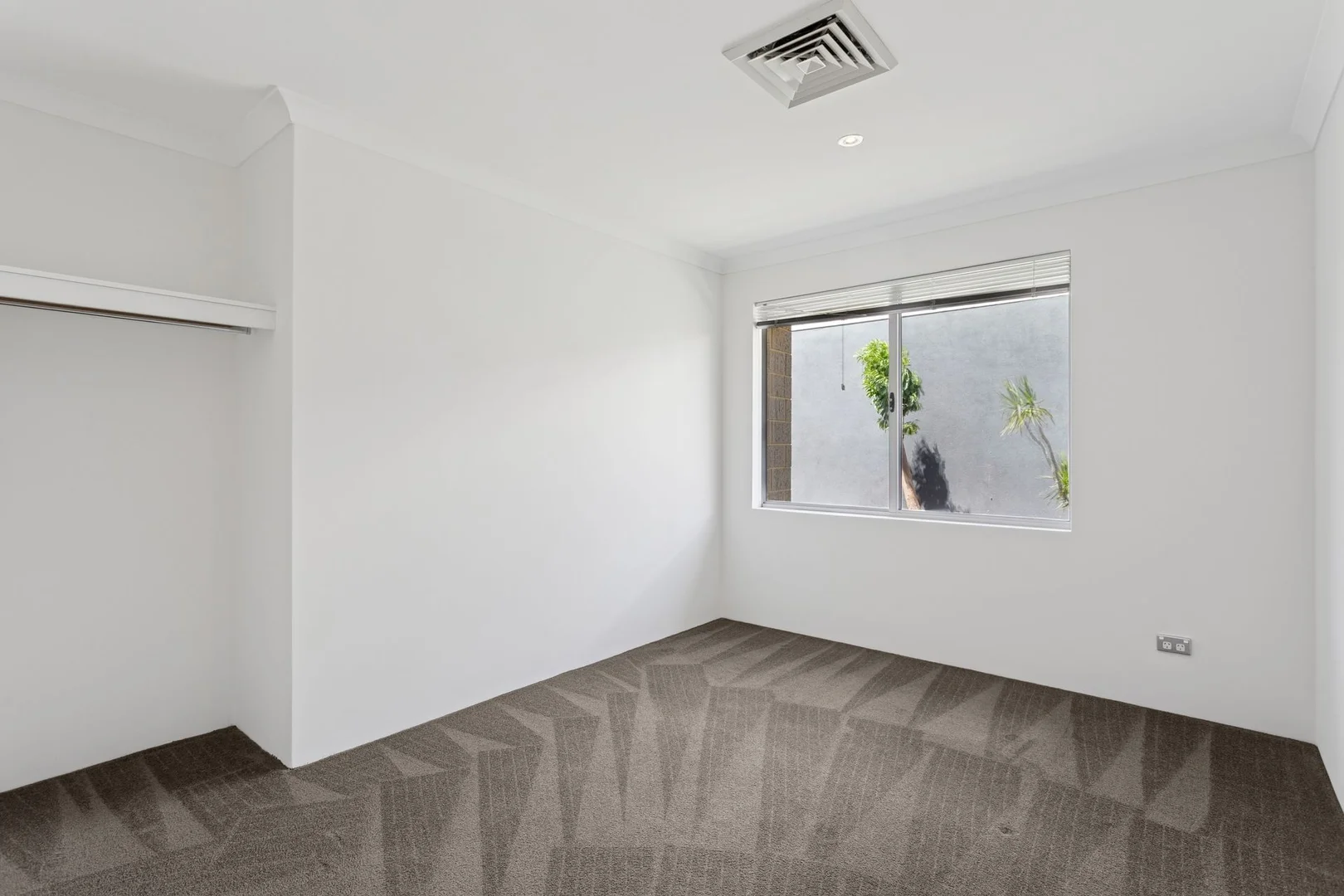 Additional image 16 of 25 Interlaken Loop, Ellenbrook WA 6069