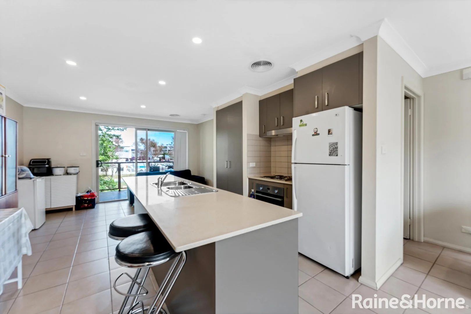 Additional image 7 of 85 Anthony Rolfe Avenue, Gungahlin ACT 2912