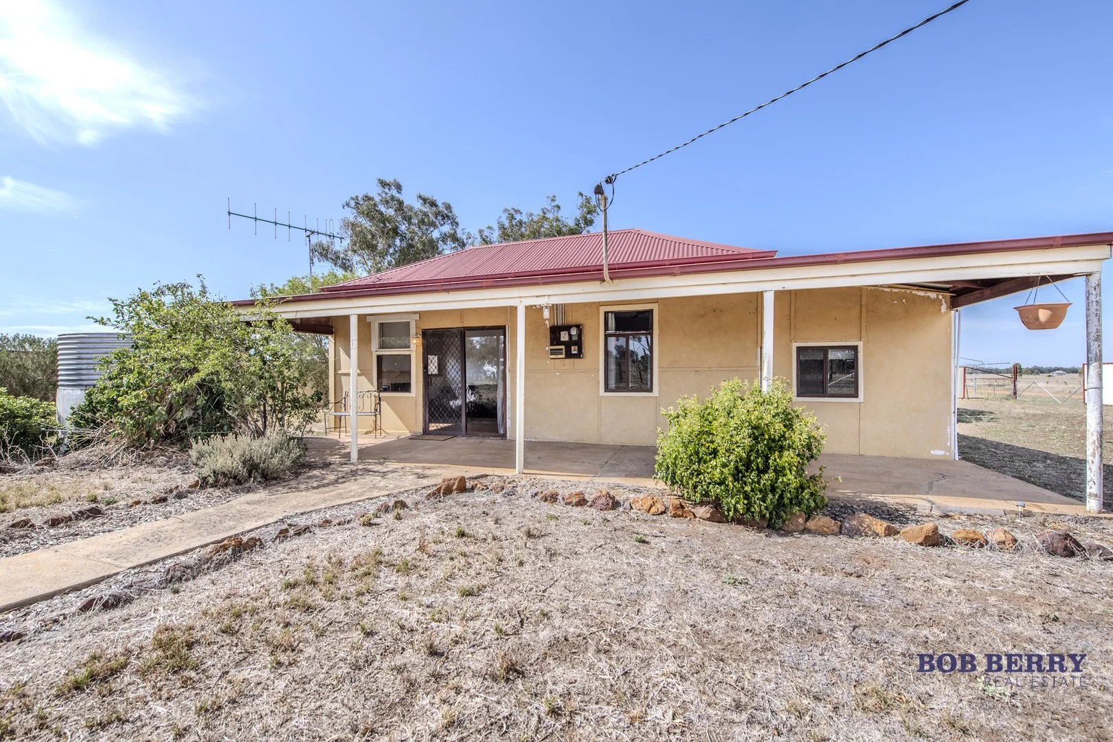 9R Wheaton Street, Eumungerie NSW 2822