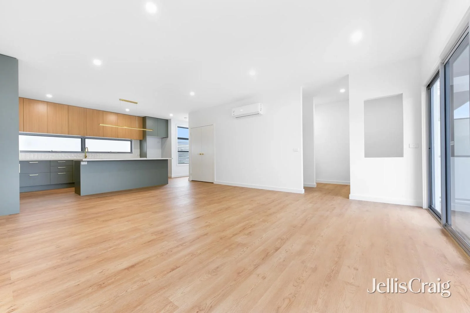 Additional image 6 of 2/53 Cleeland Street, Dandenong VIC 3175