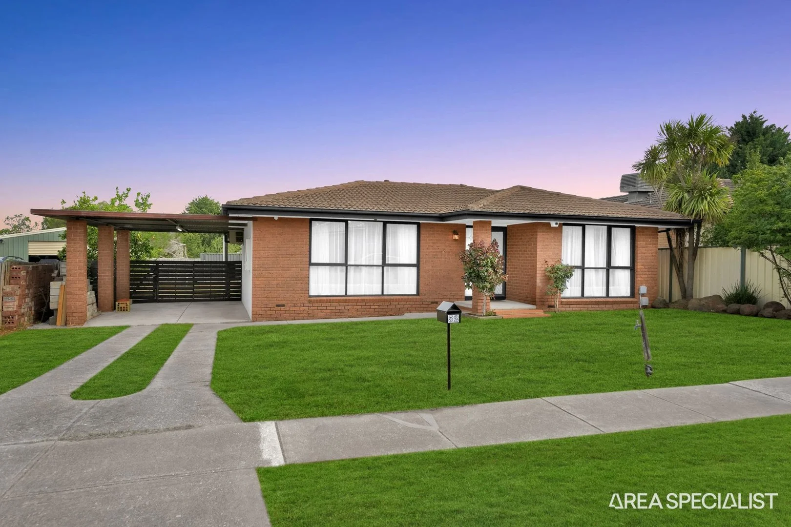 52 Dunvegan Drive, Kurunjang VIC 3337