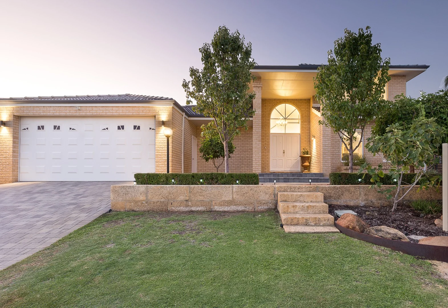 27 Sellen Court, Leeming WA 6149