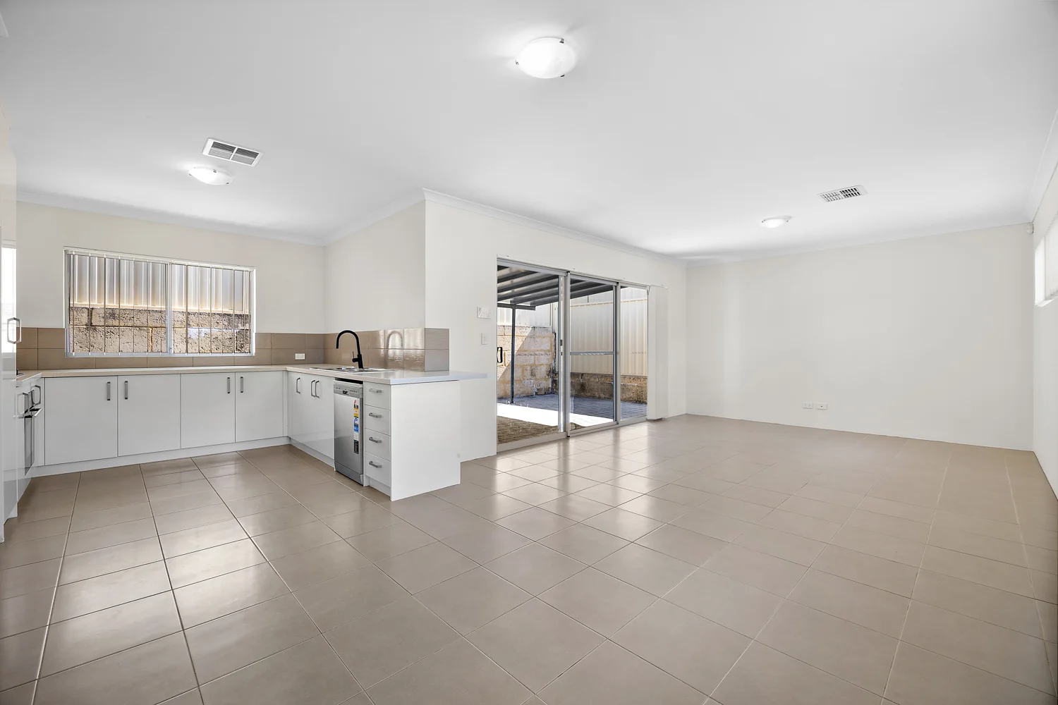 Additional image 2 of 4/10 Duke Street, Bentley WA 6102