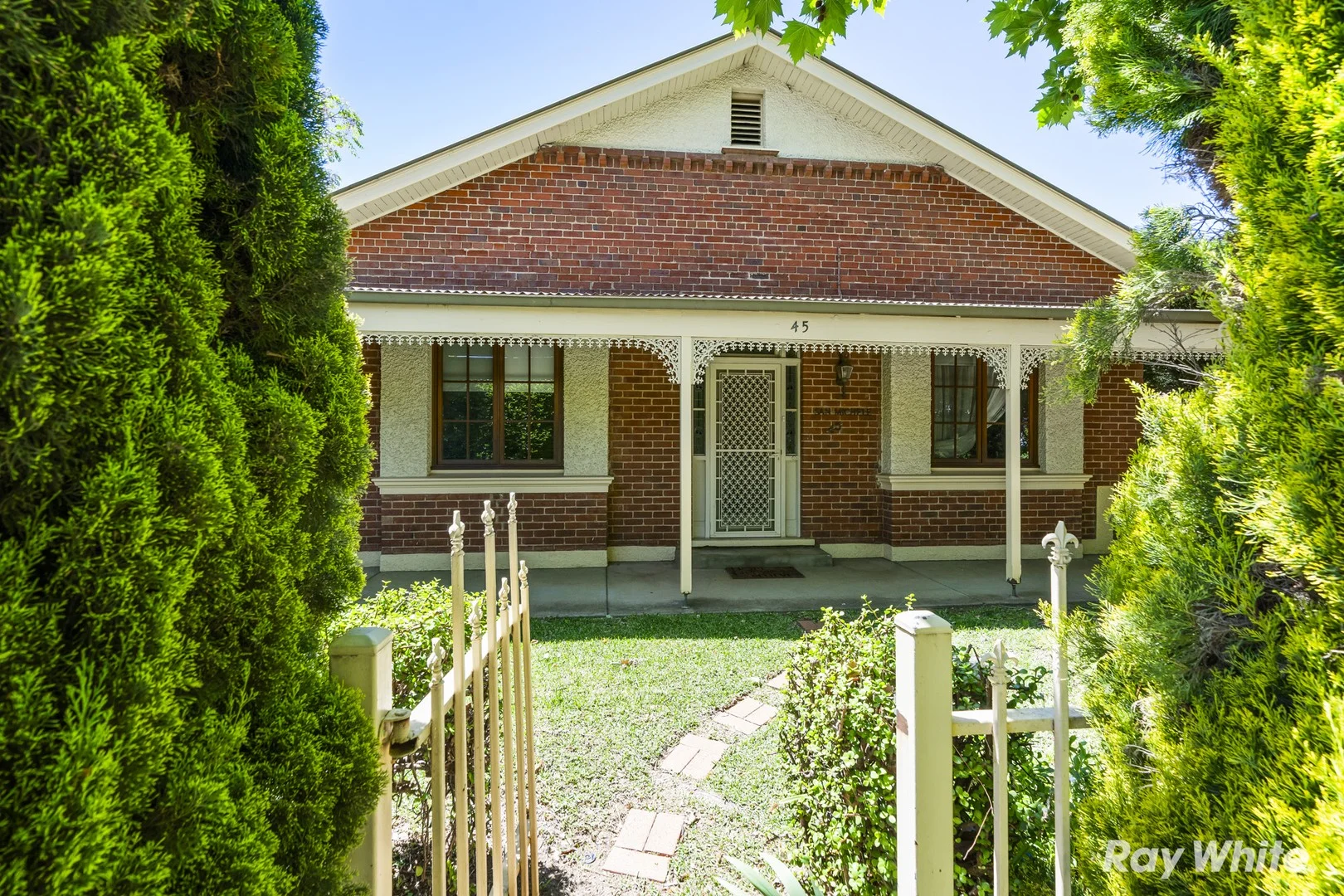 45 Fox Street, Wagga Wagga NSW 2650