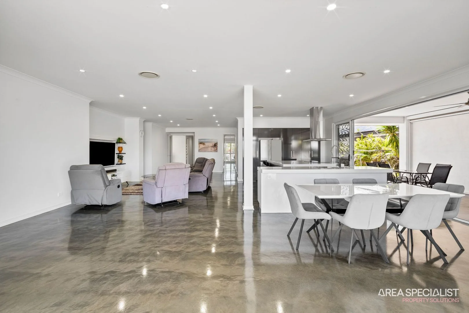 Additional image 8 of 10 Sundown Place, Jacobs Well QLD 4208