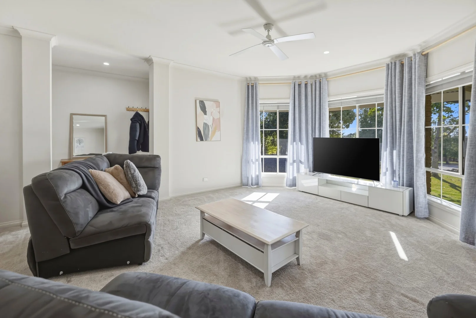 Additional image 4 of 1 Larissa Close, Romsey VIC 3434