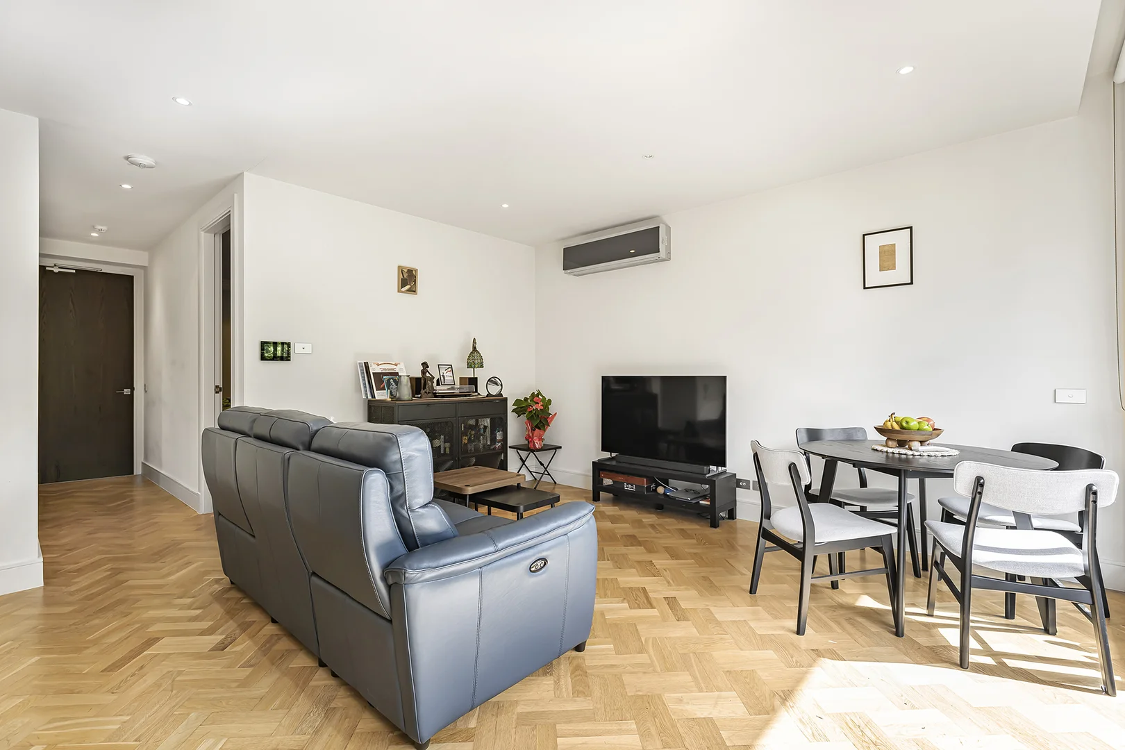 Additional image 2 of 204/6 Lisson Grove, Hawthorn VIC 3122