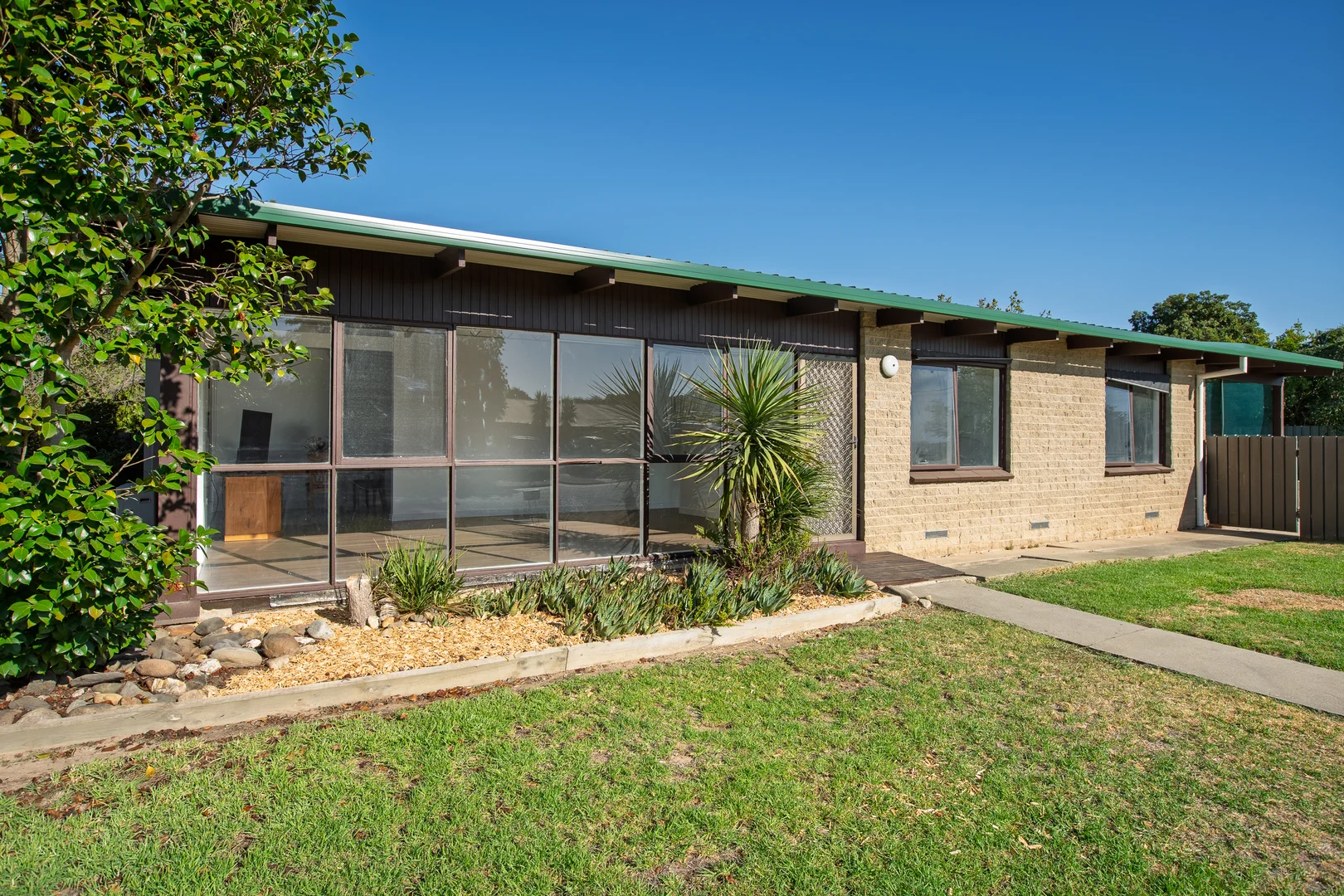 Additional image 15 of 327 Sutherland Street, Lavington NSW 2641