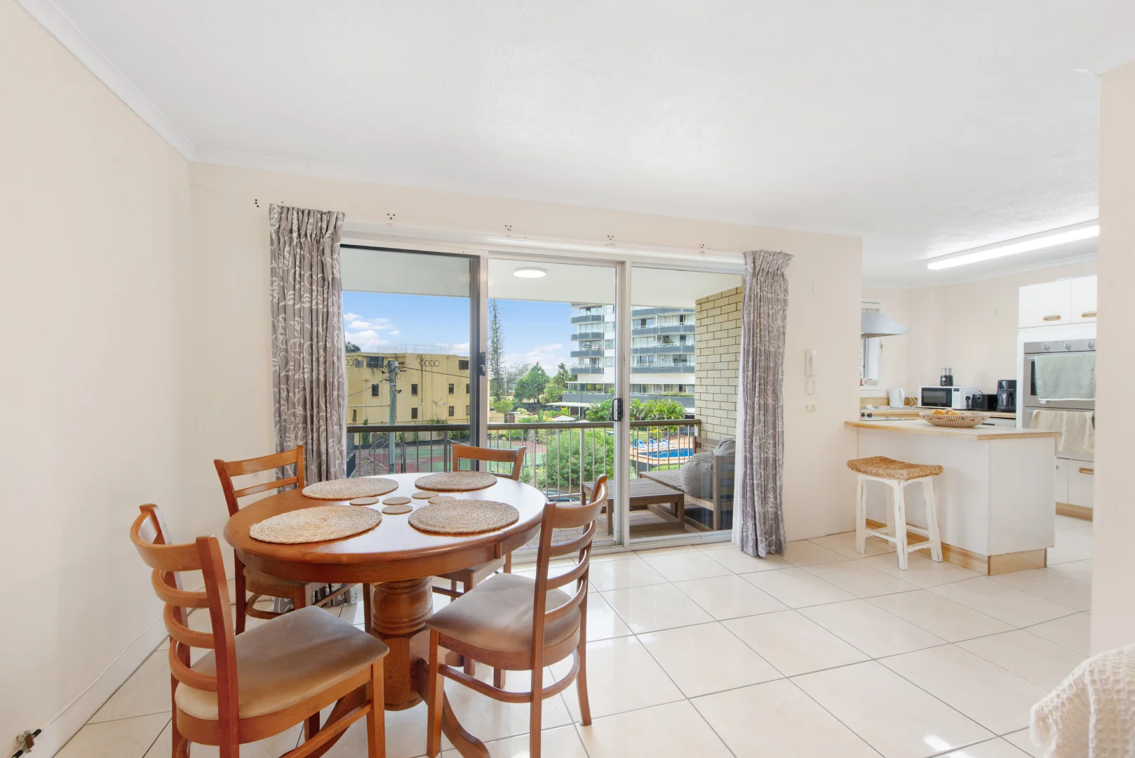 Additional image 3 of 10/192 Ferny Avenue, Surfers Paradise QLD 4217