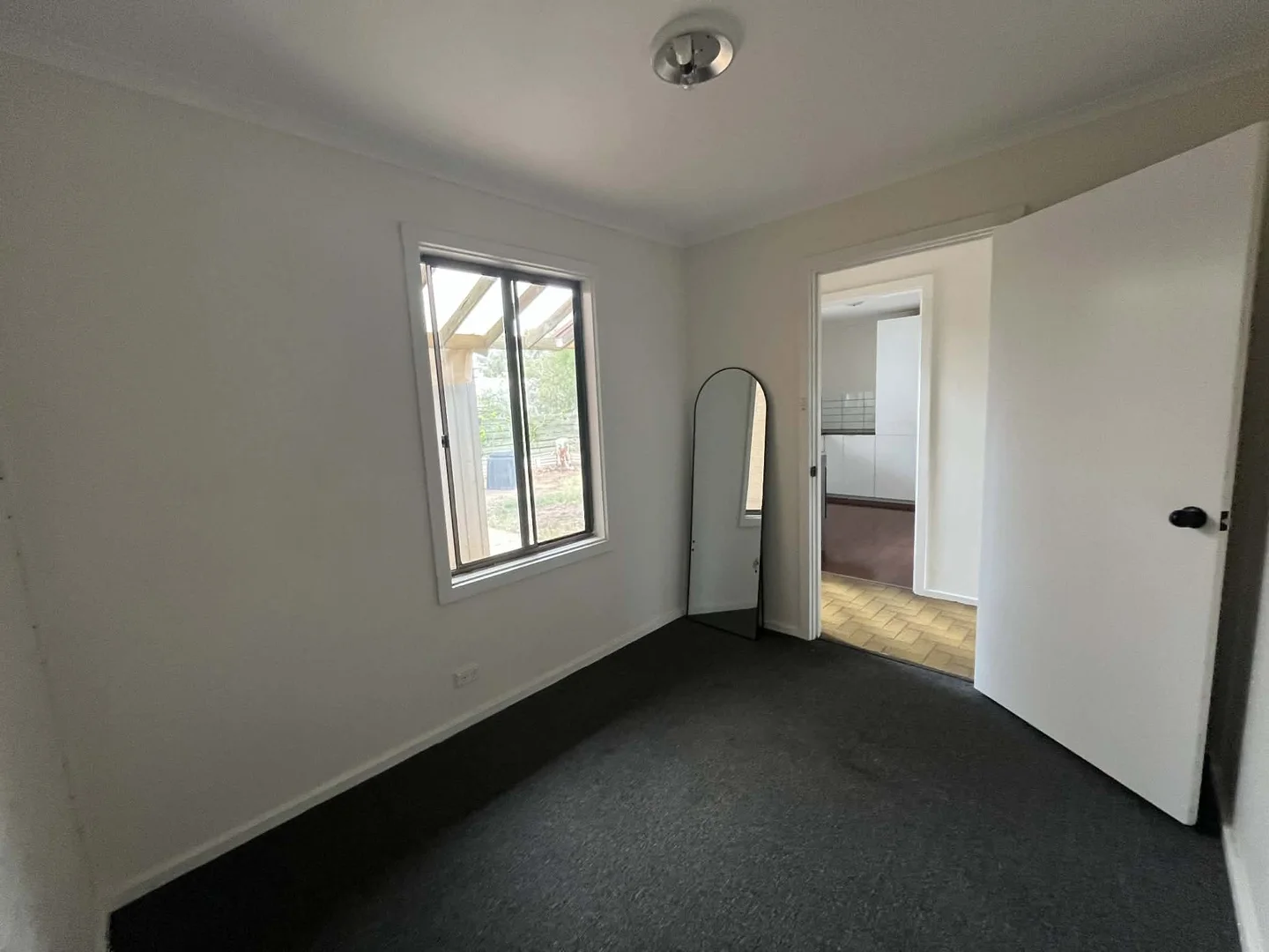 Additional image 9 of 8/25 Black Oak Drive, Leigh Creek SA 5731