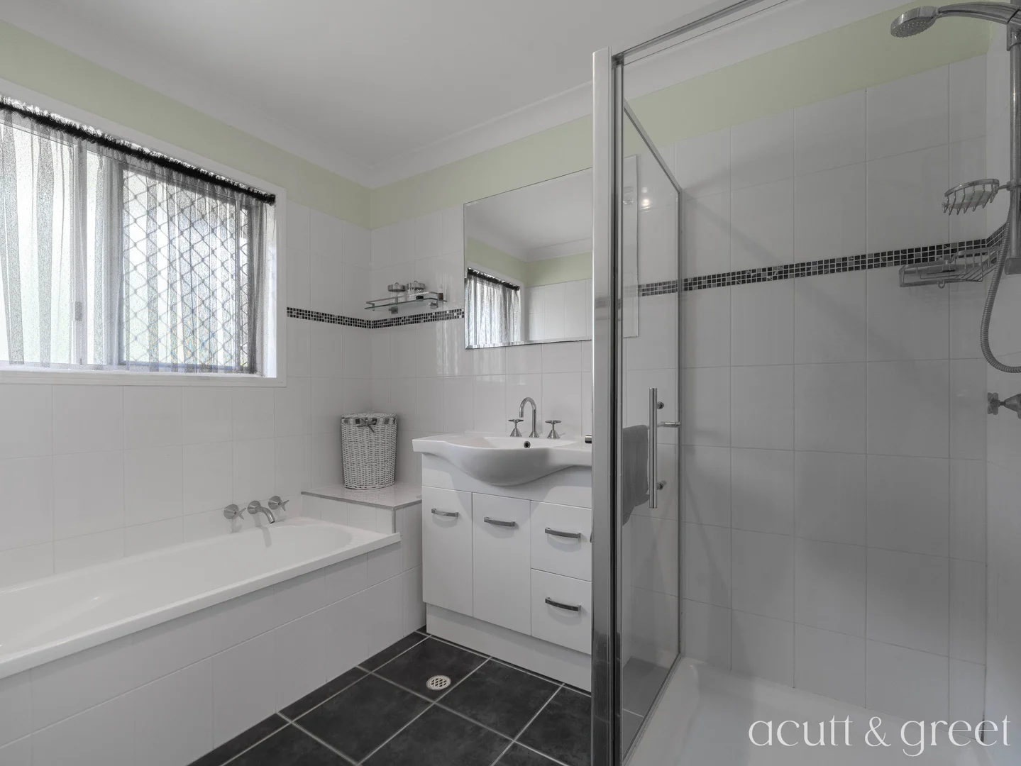 Additional image 21 of 7 Eucalyptus Place, Walloon QLD 4306