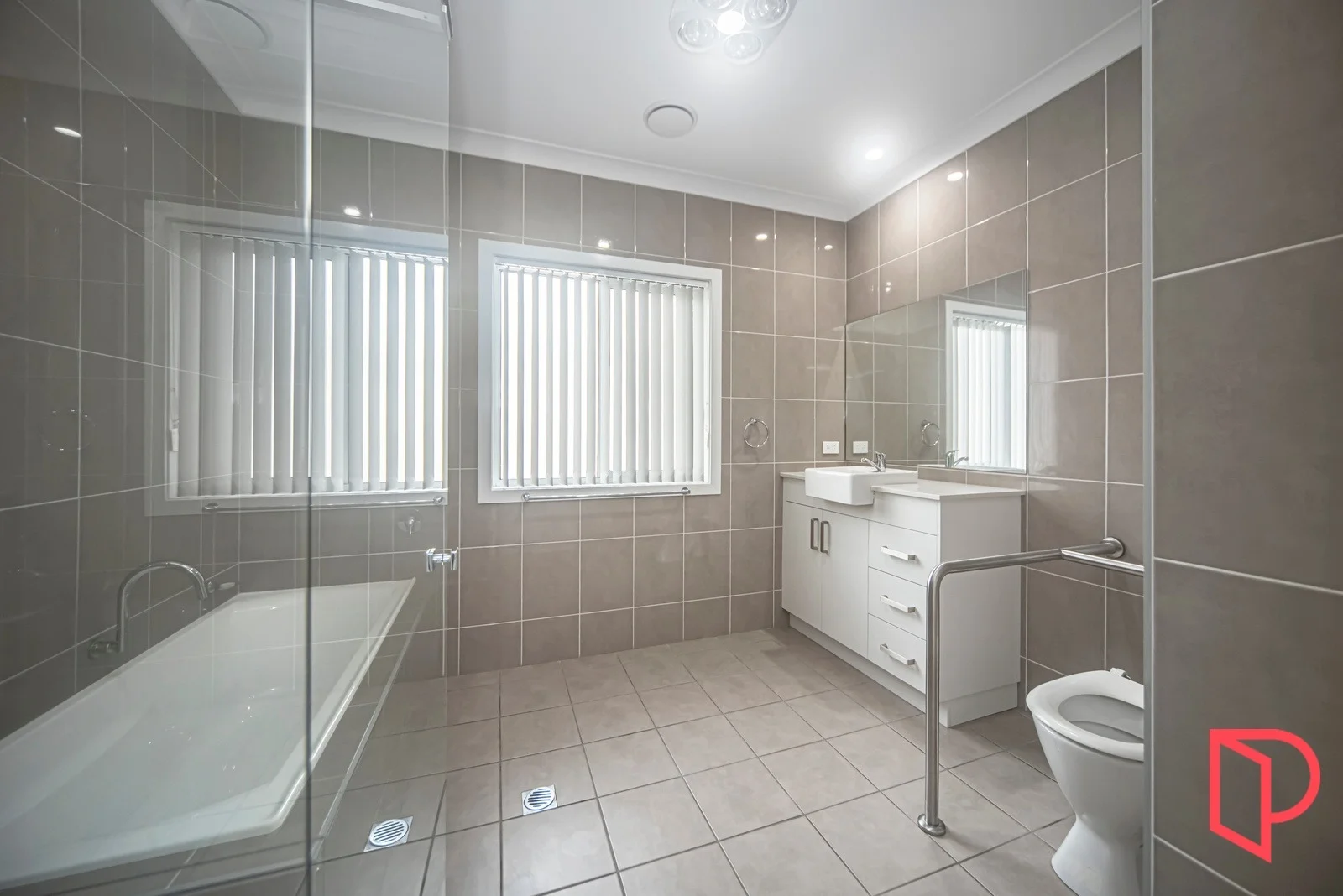 Additional image 8 of 42 Young Avenue, Nowra NSW 2541