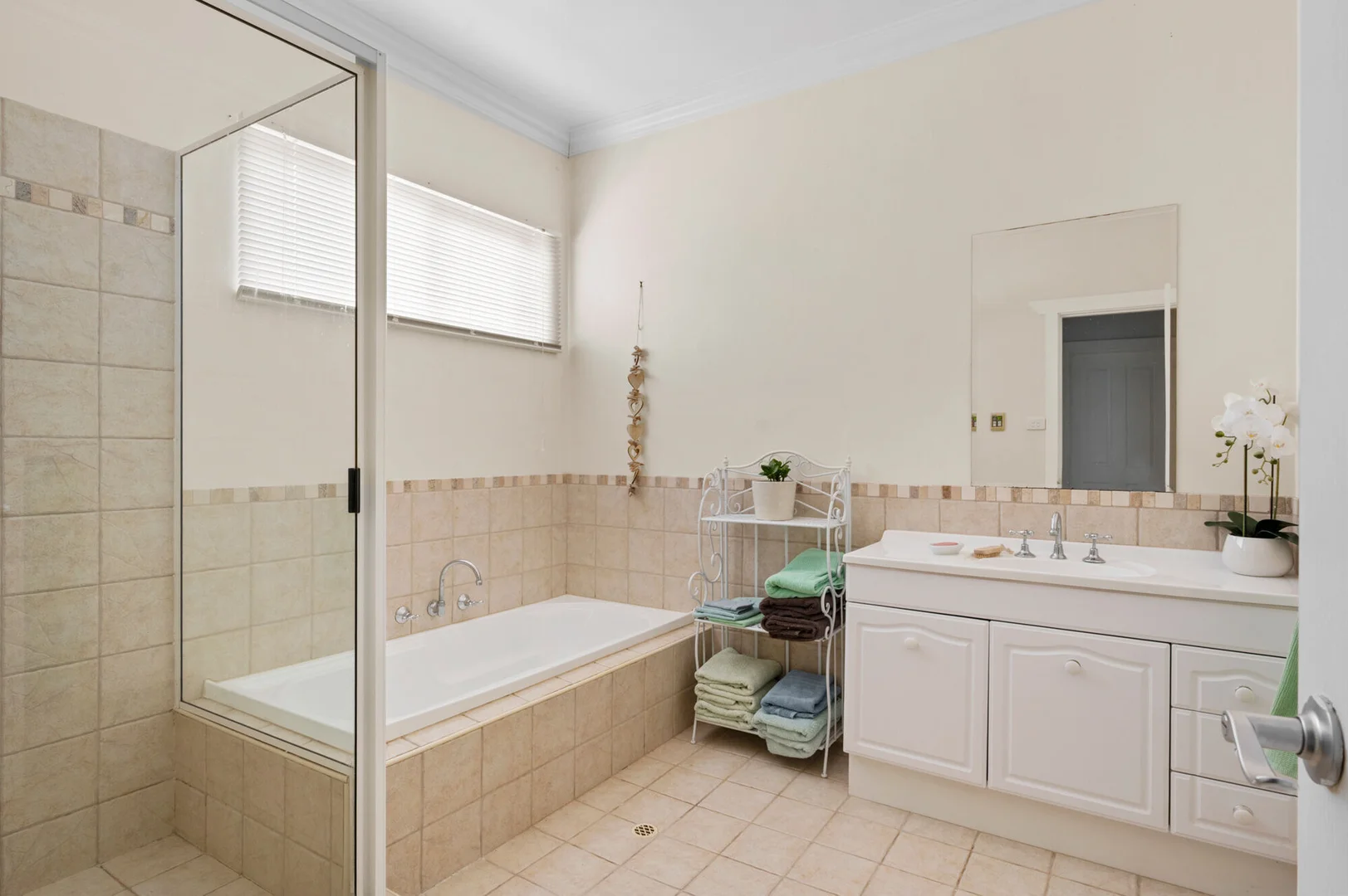 Additional image 14 of 28 Hare Street, Lamington WA 6430