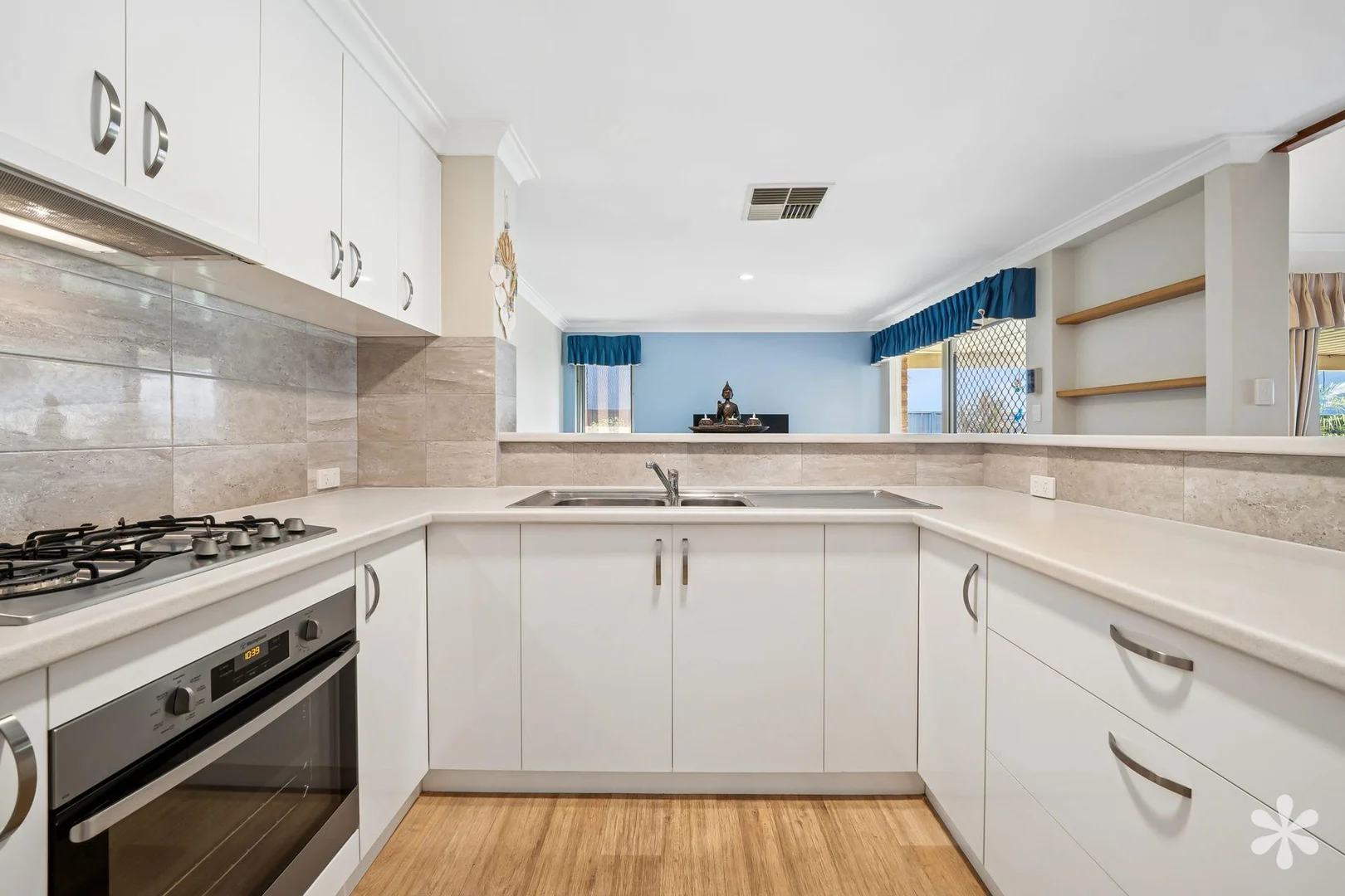 Additional image 14 of 31b Heatherlea Parkway, Leeming WA 6149