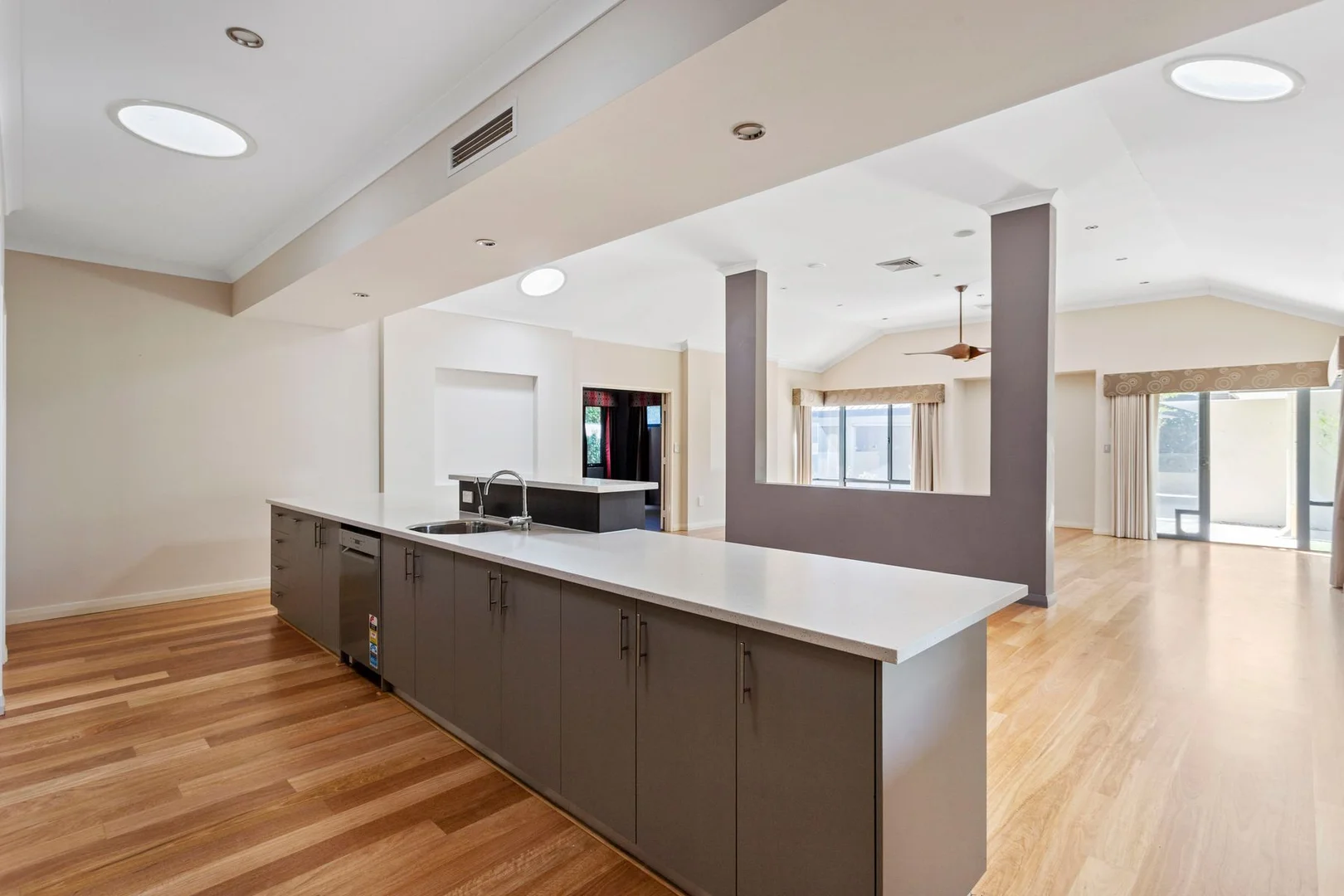 Additional image 11 of 39 James Street, North Beach WA 6020