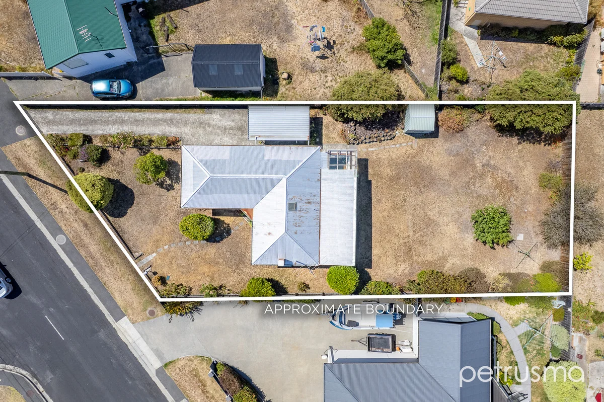 Additional image 3 of 199 Derwent Avenue, Lindisfarne TAS 7015
