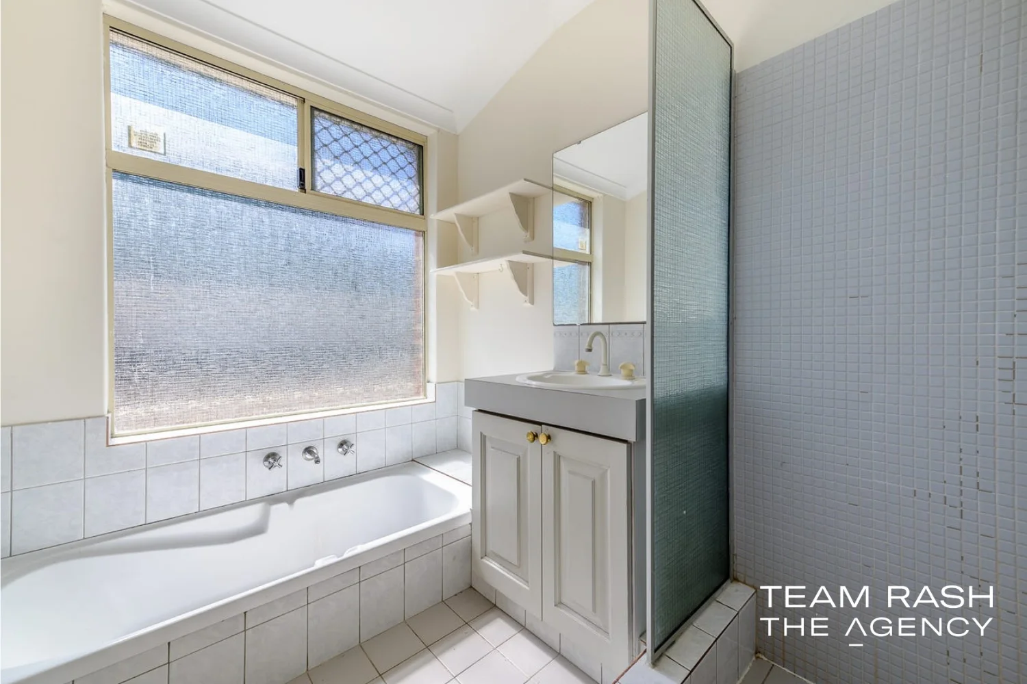 Additional image 12 of 1 Myhill Mews, Leda WA 6170