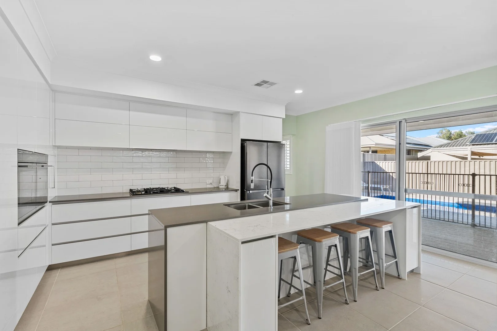 6 Hampshire Way, Baldivis WA 6171