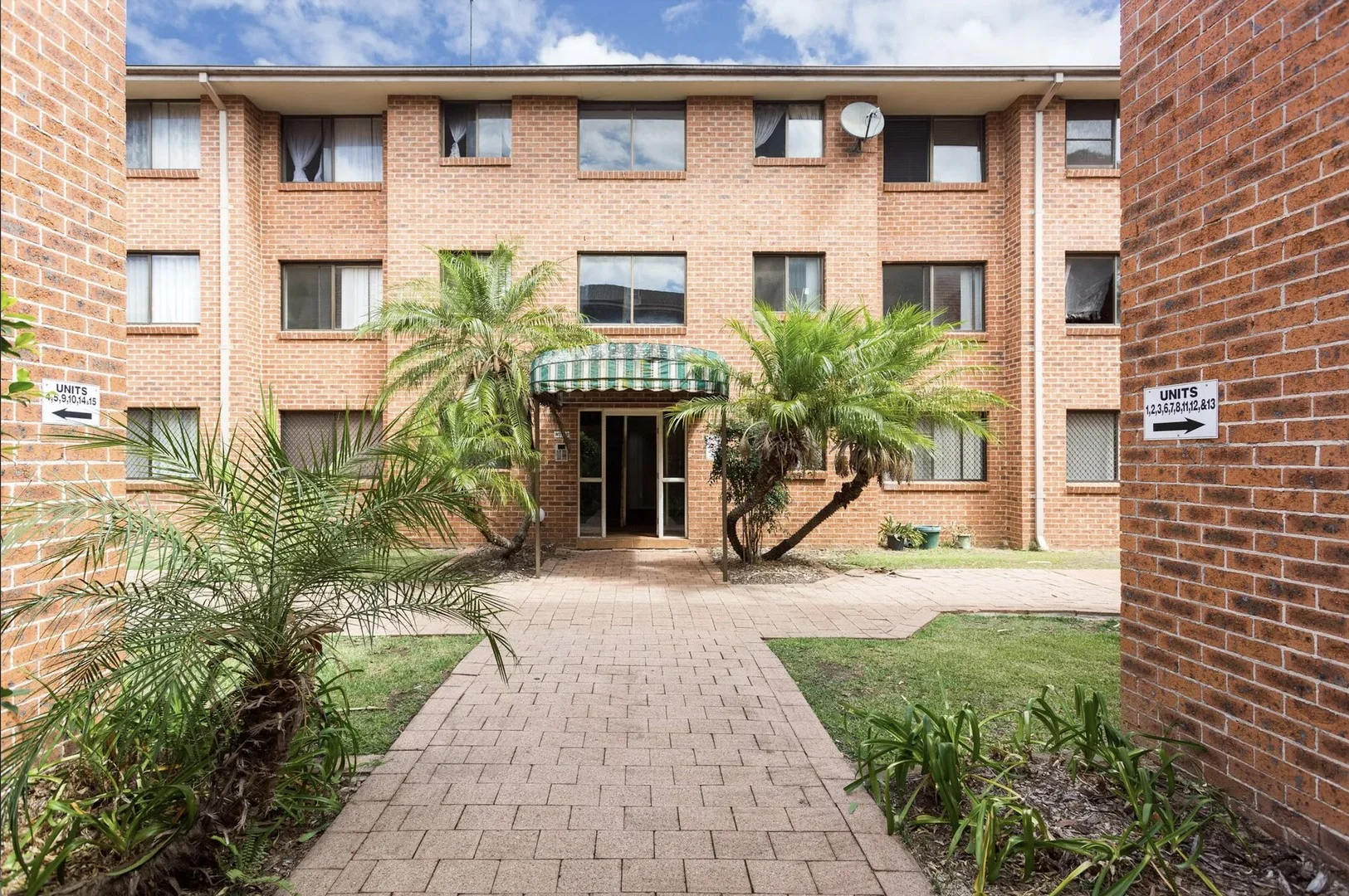 28/125 Meredith Street, Bankstown NSW 2200