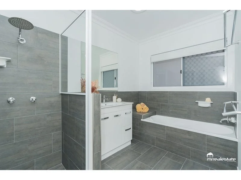 Additional image 5 of 11 Farrell Street, Park Avenue QLD 4701