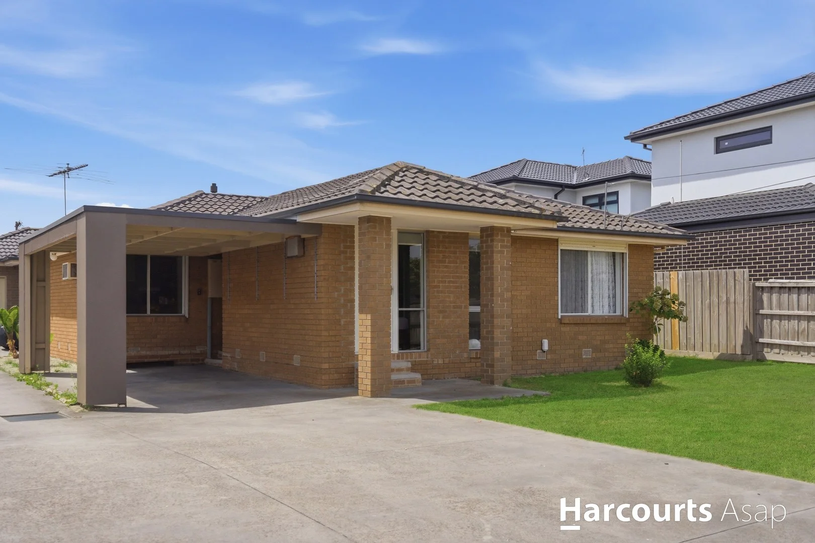 4 Redstart Street, Doveton VIC 3177