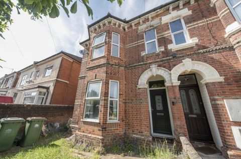 Avenue Road, Portswood, Southampton, Hampshire SO14