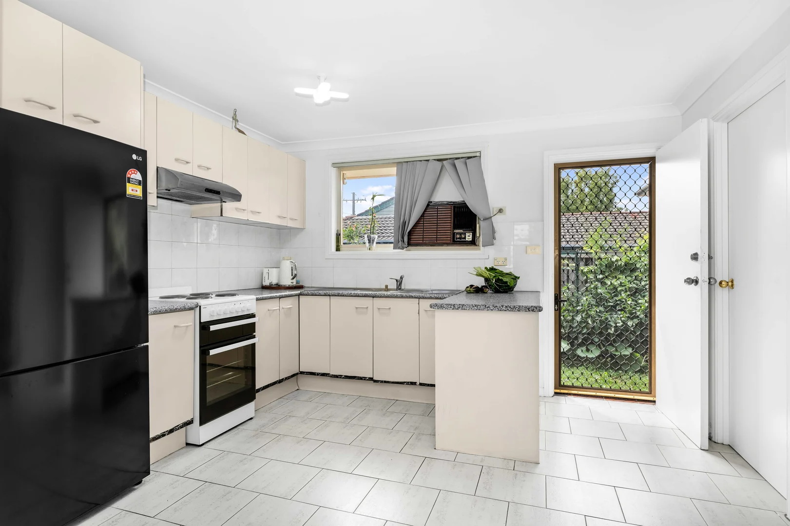Additional image 3 of 29 Stanbrook Street, Fairfield Heights NSW 2165