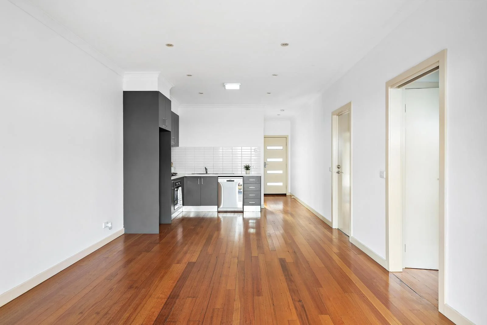 Additional image 3 of 2/8 White Street, Reservoir VIC 3073