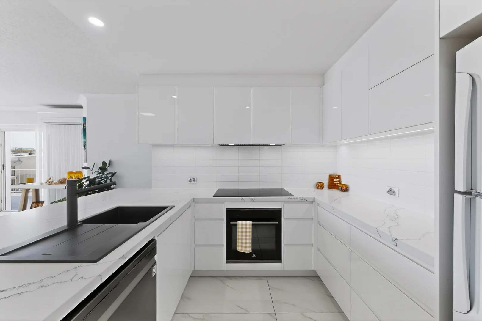 Additional image 3 of Unit 8/3 Mudjimba Beach Rd, Mudjimba QLD 4564