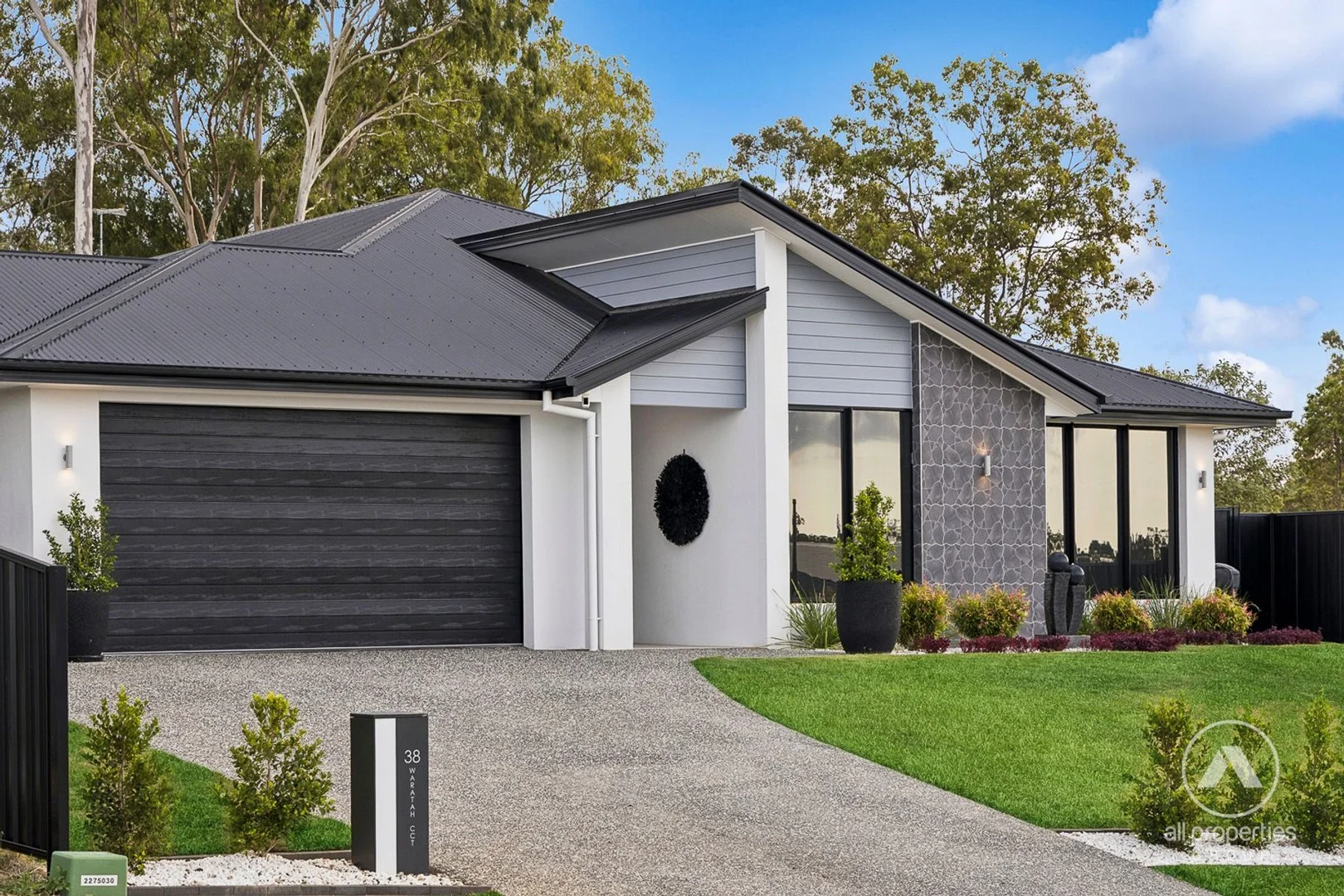 38 Waratah Circuit, Greenbank QLD 4124