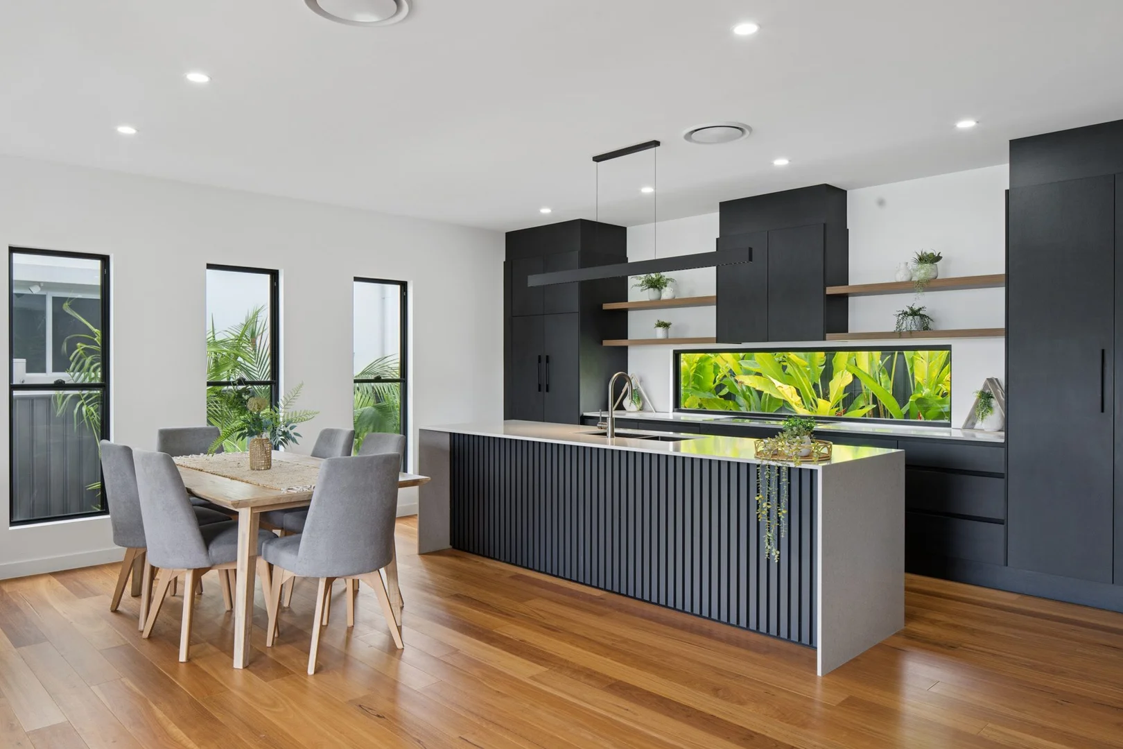 Additional image 7 of 8 Egret Avenue, Burleigh Waters QLD 4220