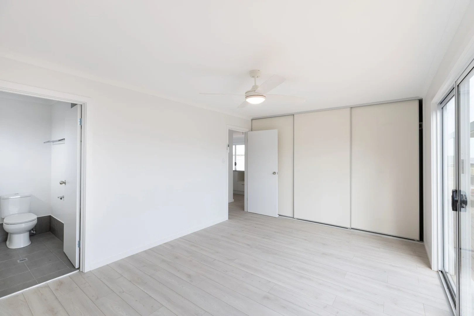 Additional image 8 of 94B John Lewis Drive, Port Broughton SA 5522