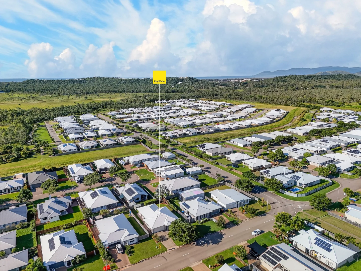 Additional image 3 of 122 Sanctum Boulevard, Mount Low QLD 4818