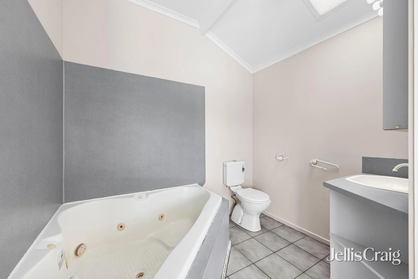 Additional image 16 of 14 Tinworth Avenue, Canadian VIC 3350