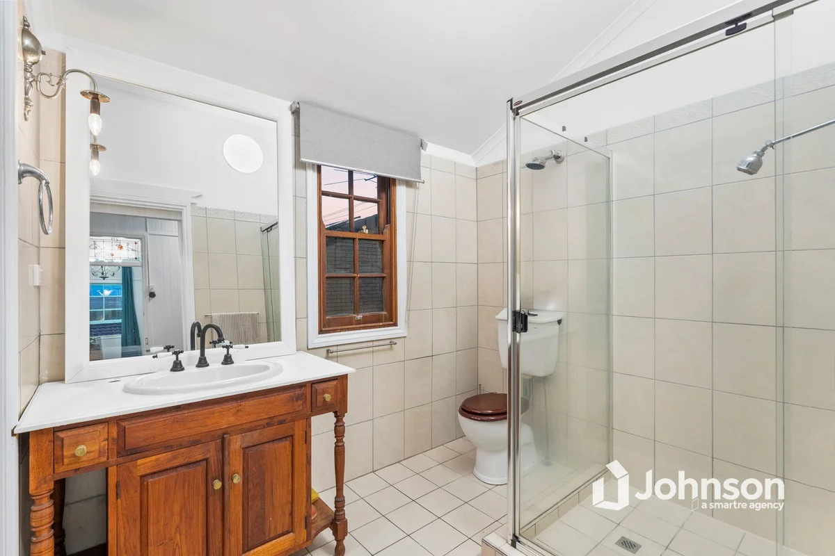 Additional image 9 of 27 New Lindum Road, Wynnum West QLD 4178