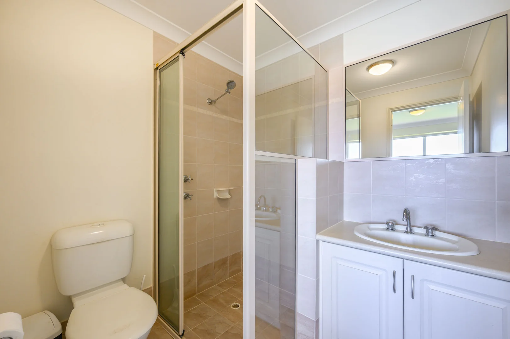 Additional image 12 of Lakes Crescent, South Yunderup WA 6208