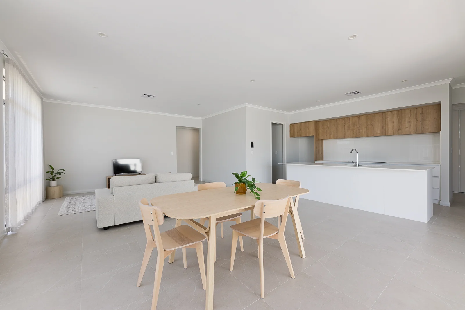 Additional image 7 of 61 Reynolds Road, Mount Pleasant WA 6153