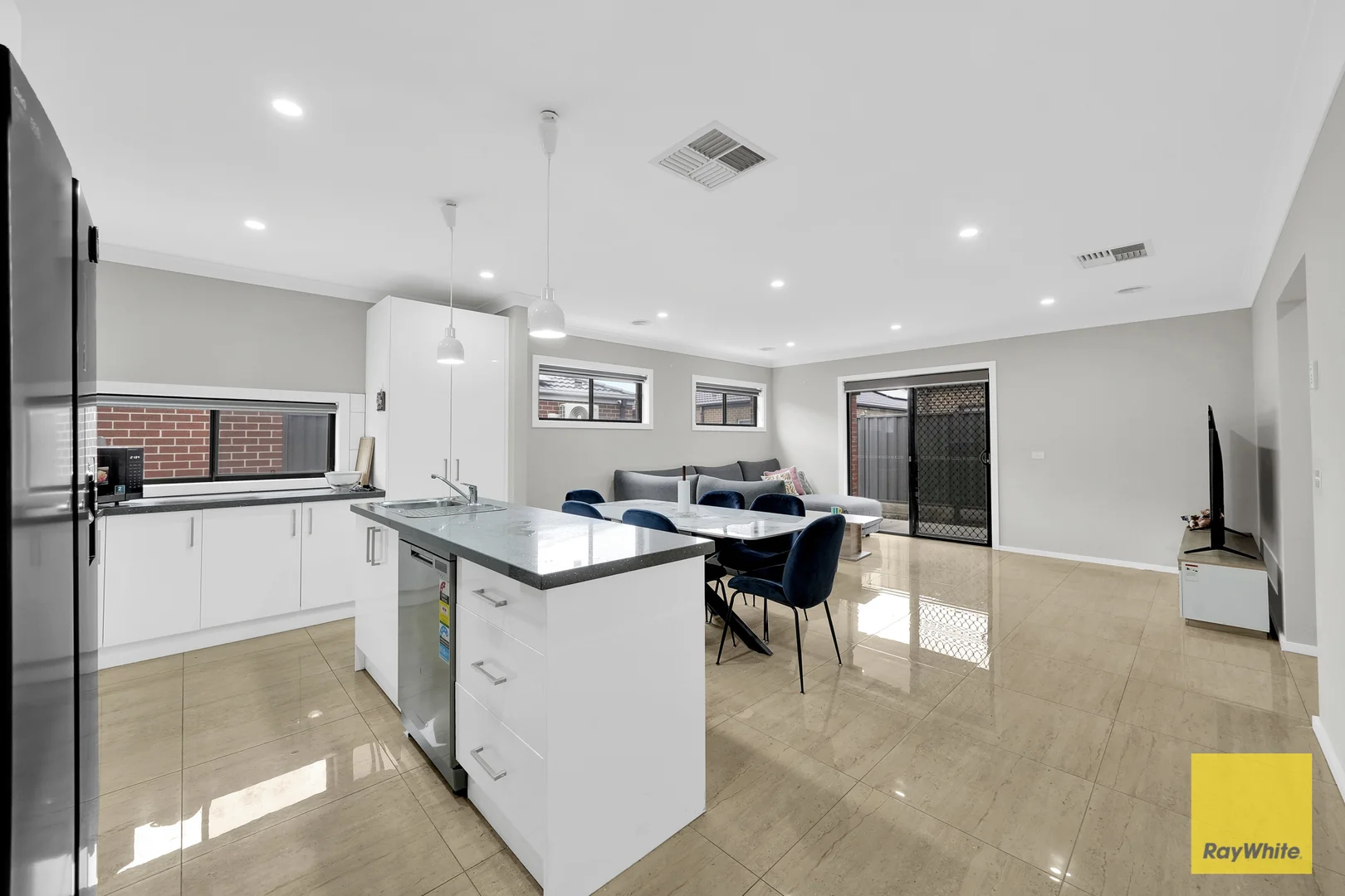 Additional image 10 of 10 Jester Drive, Cobblebank VIC 3338