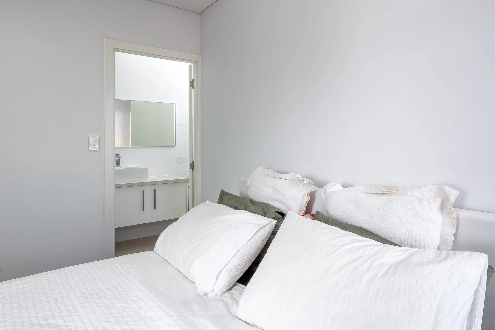 Additional image 16 of 4/92 Surrey Road, Rivervale WA 6103