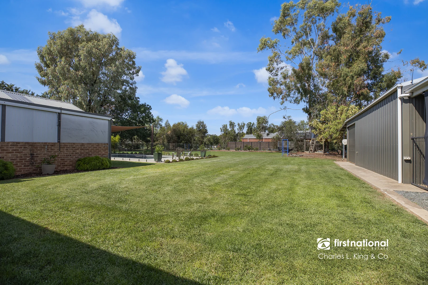 Additional image 33 of 6 Village Court, Echuca VIC 3564