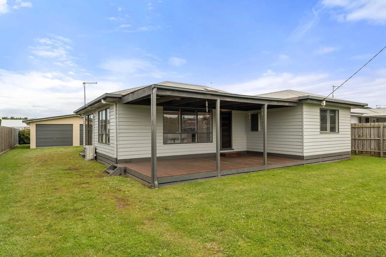 32 Gemma Street, Sunderland Bay VIC 3922