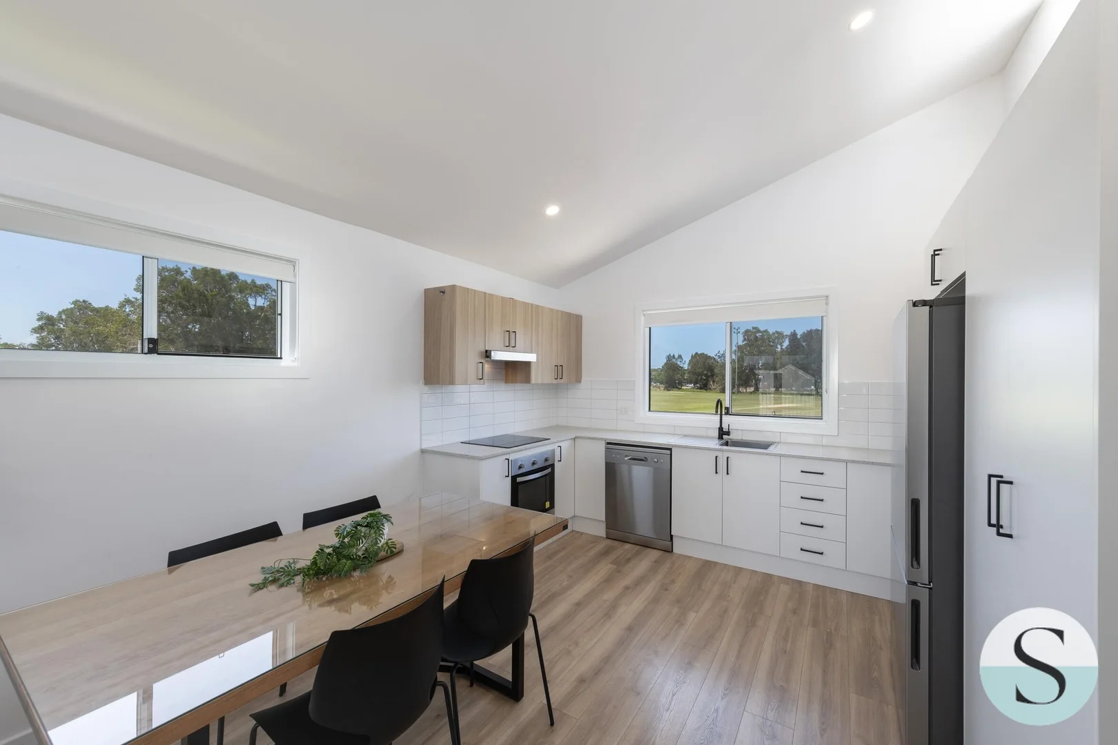 Additional image 8 of 24 Marks Parade, Marks Point NSW 2280