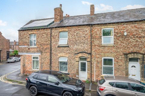 Scarborough Terrace, York YO30