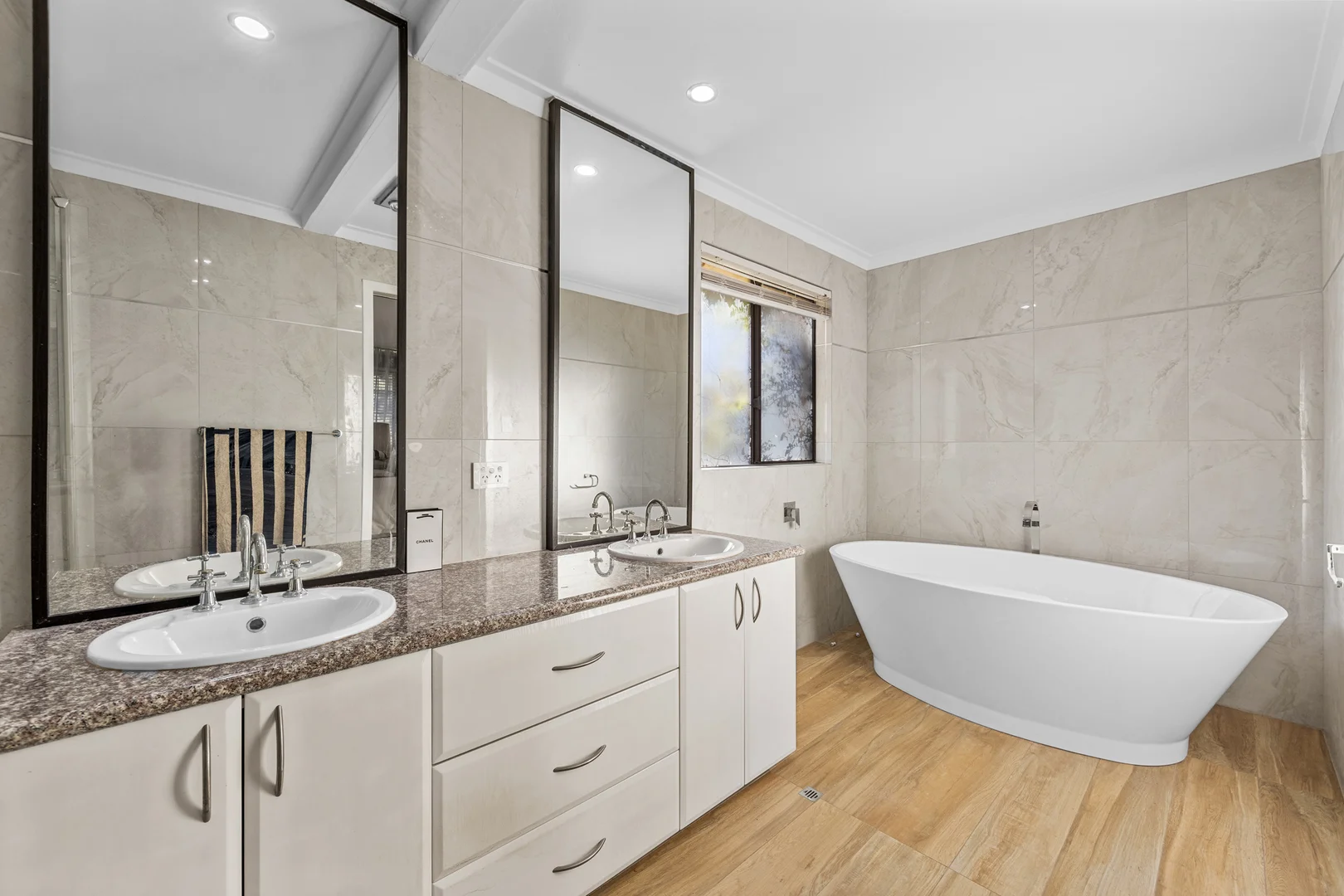 Additional image 23 of 27 Greenpark Road, Alexander Heights WA 6064