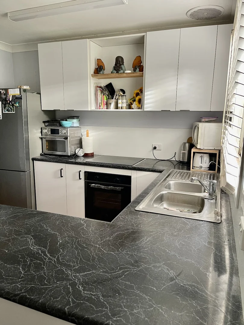 Additional image 9 of 8 Walter Court, Glenore Grove QLD 4342