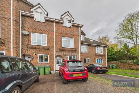 Berkeley Close, Southampton SO15