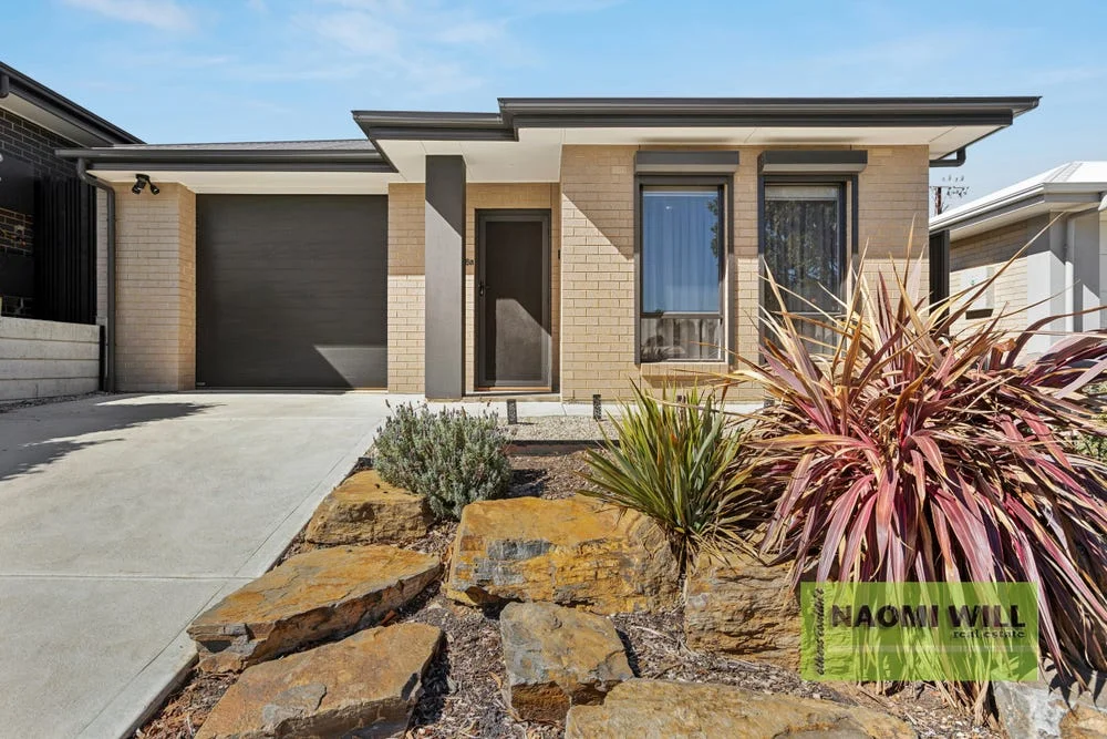 8a Penneys Rise, Onkaparinga Hills SA 5163