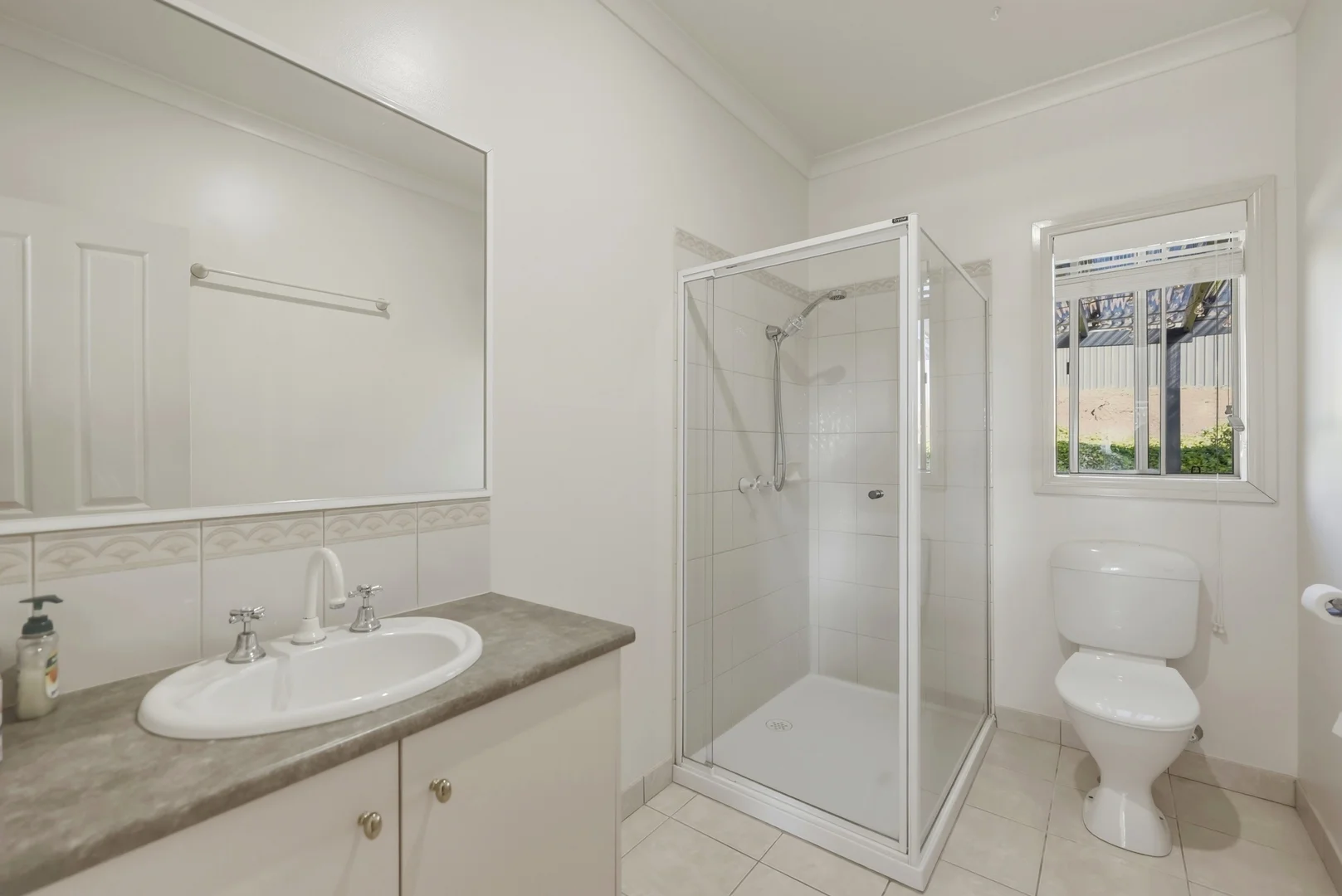 Additional image 12 of 1 Larissa Close, Romsey VIC 3434