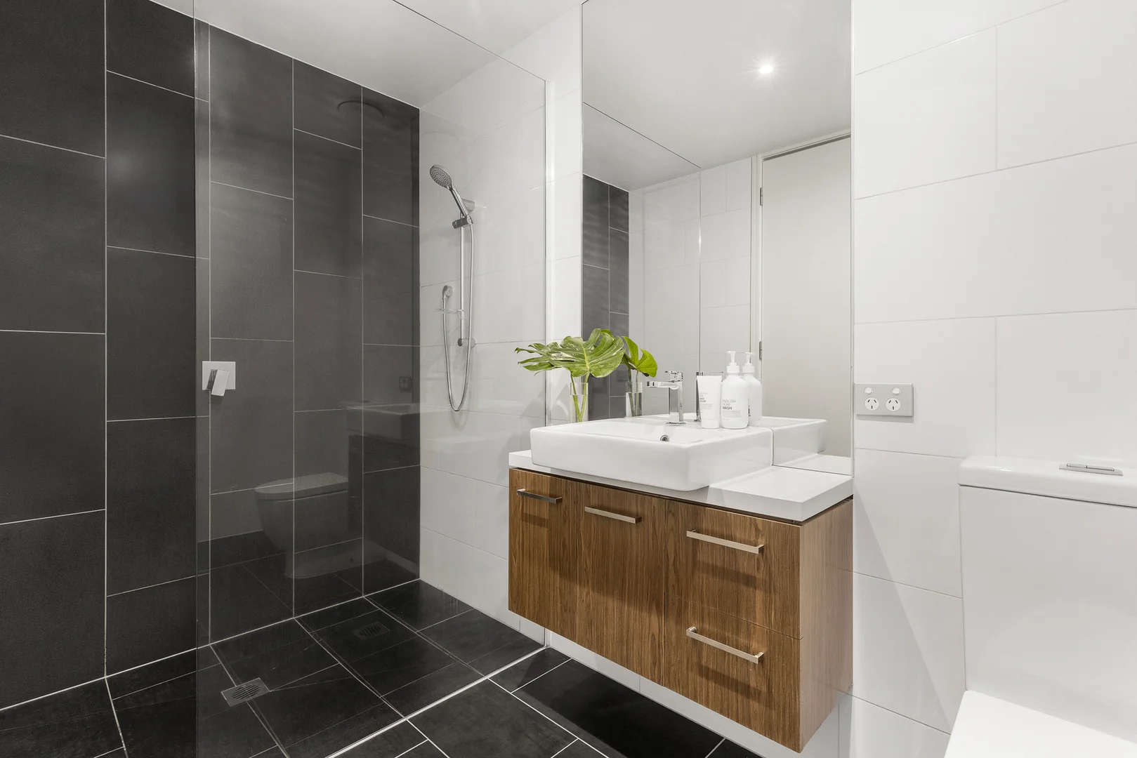 Additional image 5 of 220/6 Lisson Grove, Hawthorn VIC 3122